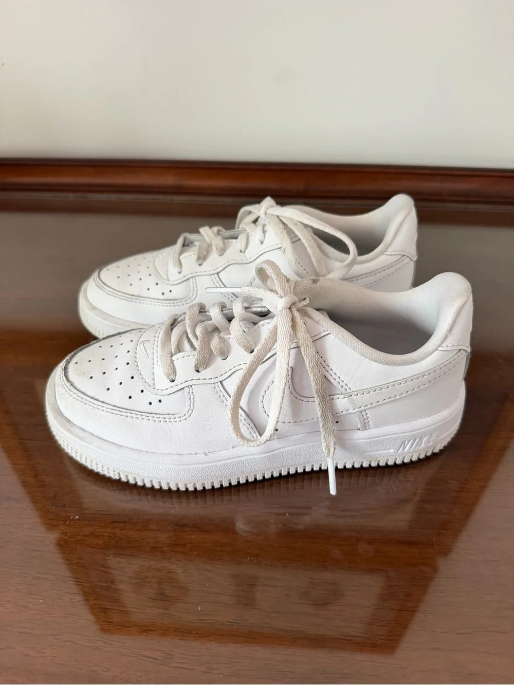 Nike Force 1 Low Kids Youth Size 1Y White Sneakers IF1673-100
